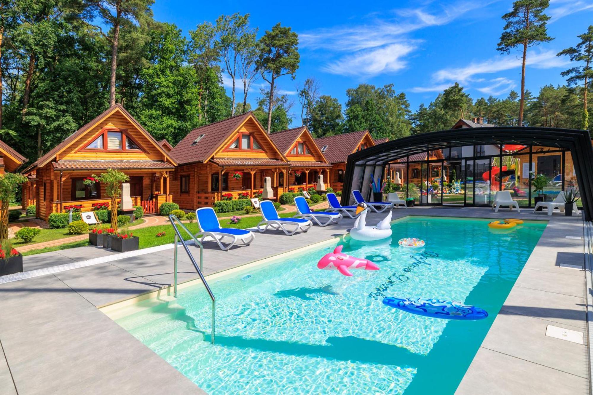 Bajkowe Domki โปเบียโรโว ภายนอก รูปภาพ